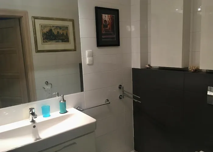 Hotel apartamentowy środziemnomorski